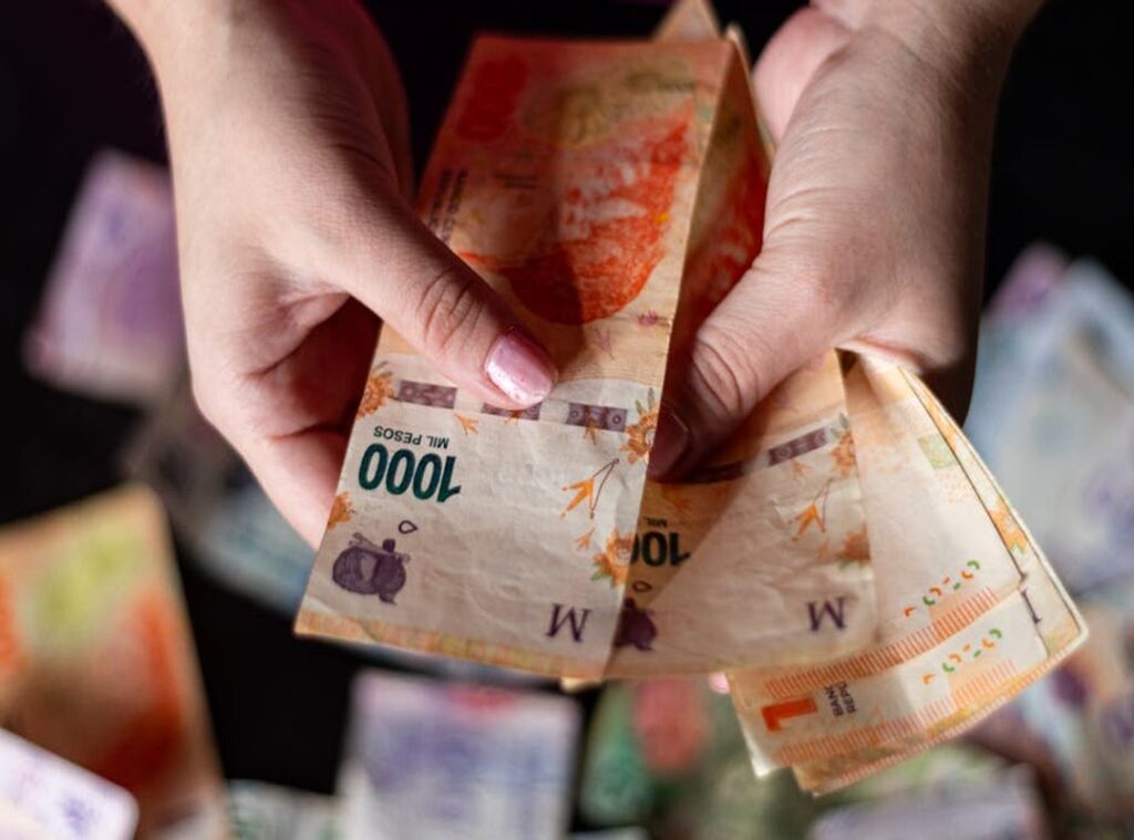 6000 uf a pesos chilenos