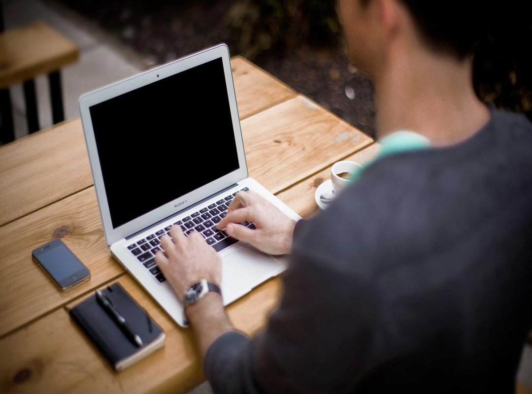 How to Instantly Spot a Fake PNG (and Save Your Time)